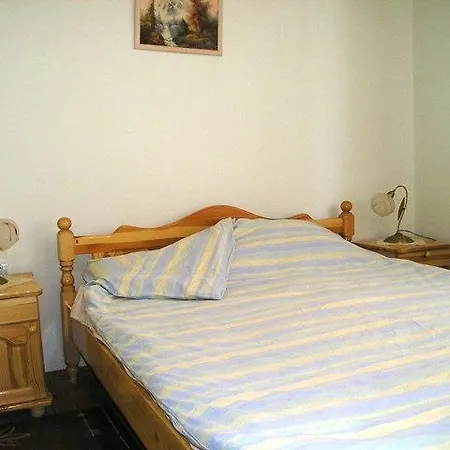 Gasthuis Lirik 3*